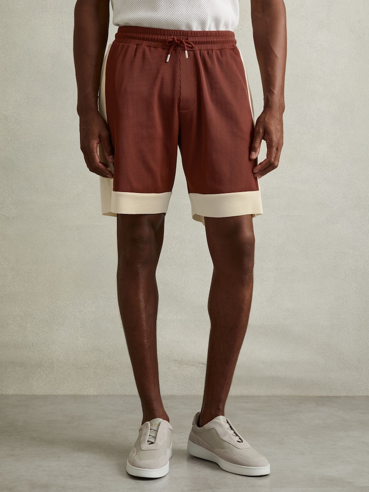 Reiss Rust Red/ Off White Pico Colourblock Plisse Drawstring Shorts - Image 1 of 5