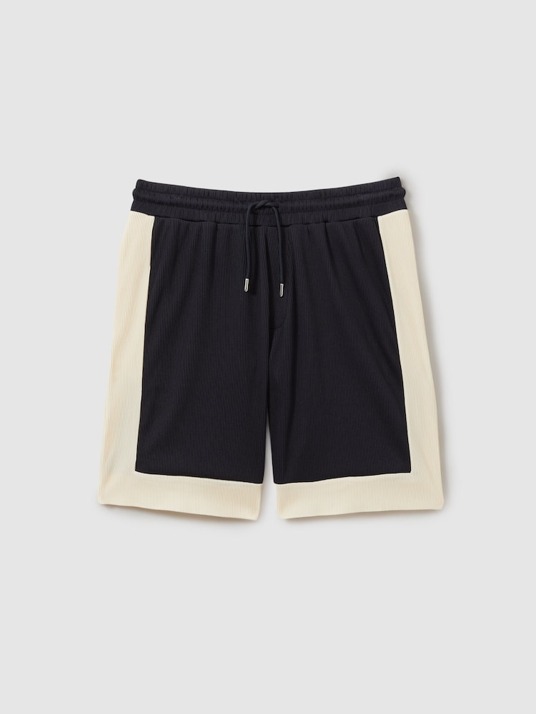 Reiss Off White/Navy Pico Colourblock Plisse Drawstring Shorts - Image 2 of 5