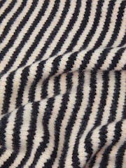 Accessorize Stripe Knitted Triangle Scarf - Bild 2 von 2