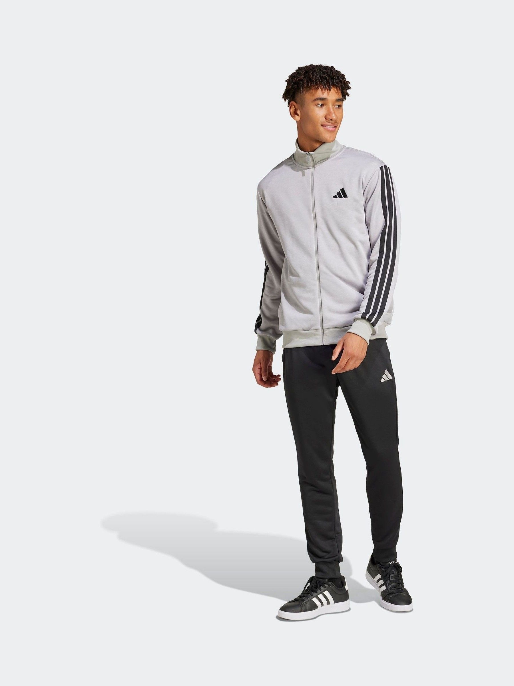2新品　adidas上下セットアップ　Ｍ　グレー　THREE STRIPES Buy adidas Grey Sportswear 3-Stripes Fleece Tracksuit from Next USA