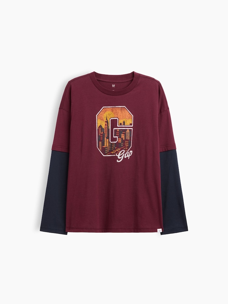 Burgundy Skyline - Gap entspanntes Grafik-Langarm-T-Shirt (4–13Jahre) - Bild 1 von 2 Burgundy Skyline - Gap entspanntes Grafik-Langarm-T-Shirt (4–13Jahre) - Bild 1 von 2