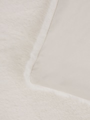 Paoletti White Stanza Faux Fur Throw - Image 3 of 3