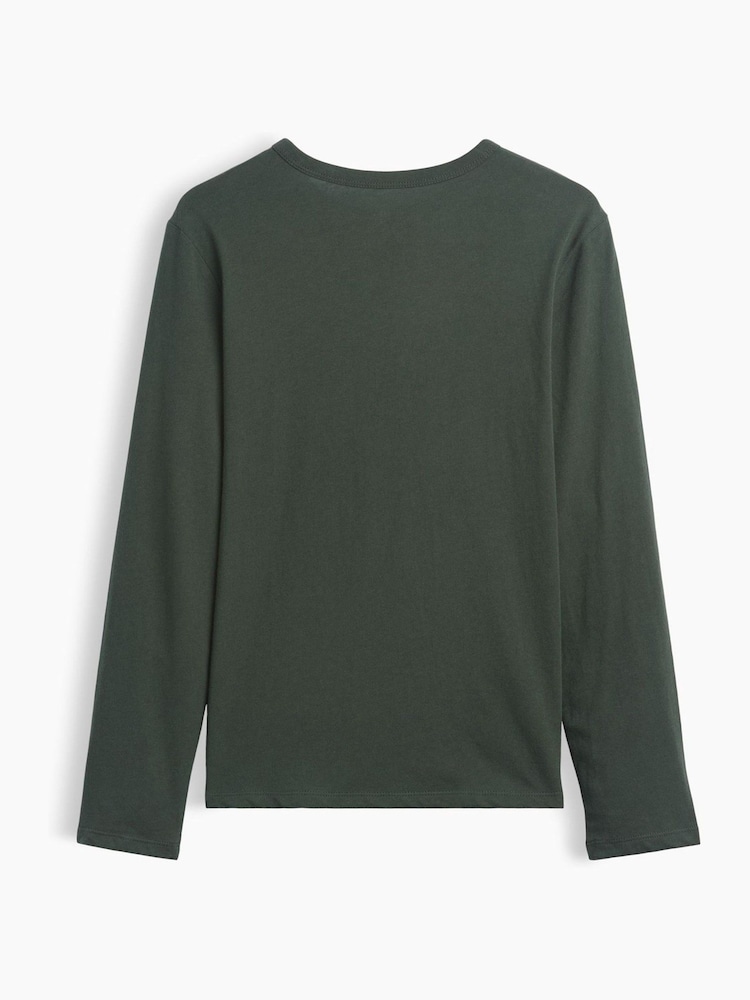 Gap Green Camo Logo Long Sleeve T-Shirt (4-13yrs) - Image 2 of 3 Gap Green Camo Logo Long Sleeve T-Shirt (4-13yrs) - Image 2 of 3