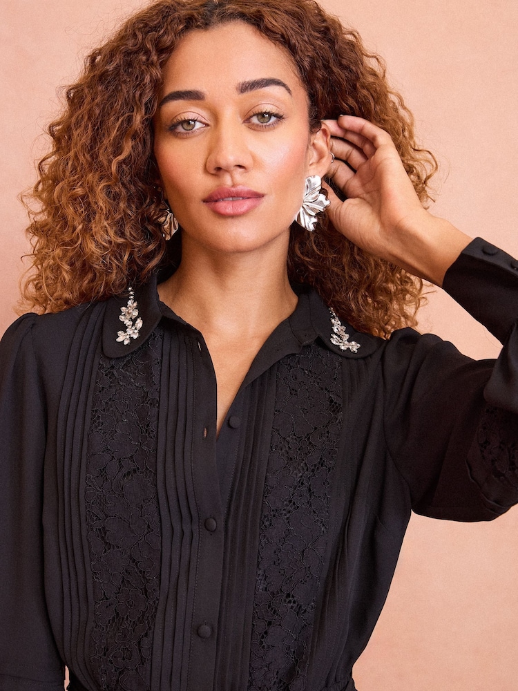 Love & Roses Black Embellished Collar Lace Detail Dress - Image 2 of 4