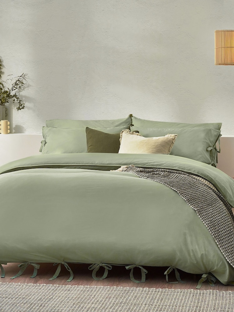Yard Soft Sage Mallow Bowtie 100% Cotton Duvet Cover Set - Image 1 of 4