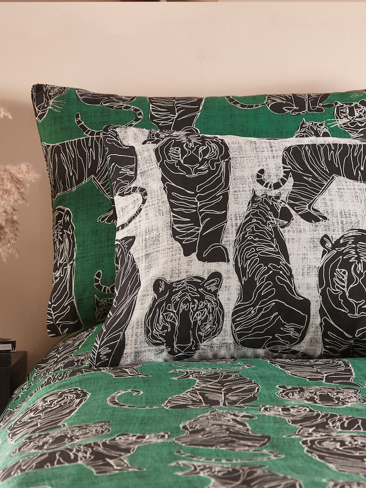 Furn Jungle Green Wildcat Animal Duvet Cover Set - Image 5 of 5