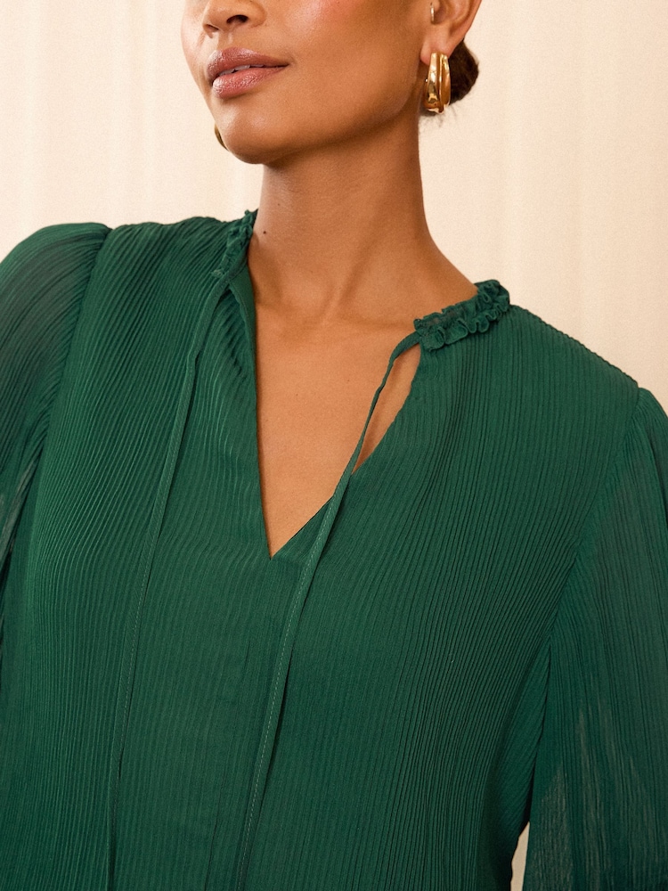 Love & Roses Green Pleated V Neck Flute Sleeve Blouse - Image 2 of 4