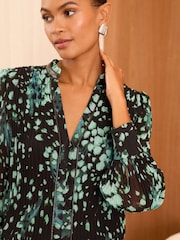 Love & Roses Green Animal Petite Pleated PU Trim Long Sleeve Blouse - Image 2 of 4