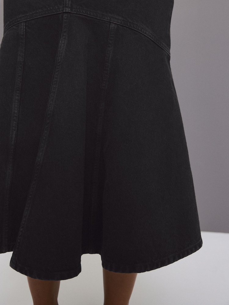 Black 100% Cotton Denim Fishtail Midi Skirt - Image 4 of 4 Black 100% Cotton Denim Fishtail Midi Skirt - Image 4 of 4