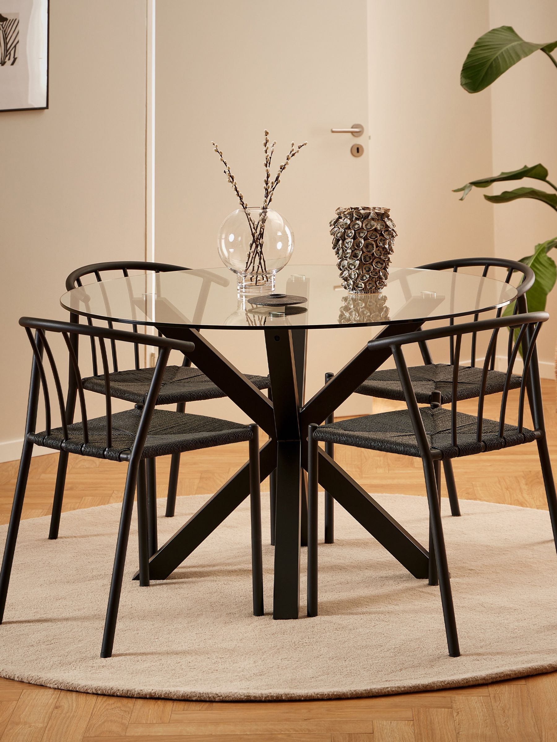 Indoor Furniture Group Heaven Round Dining Table - Clear Glass Top - Black Legs - 4 Seater - Image 6