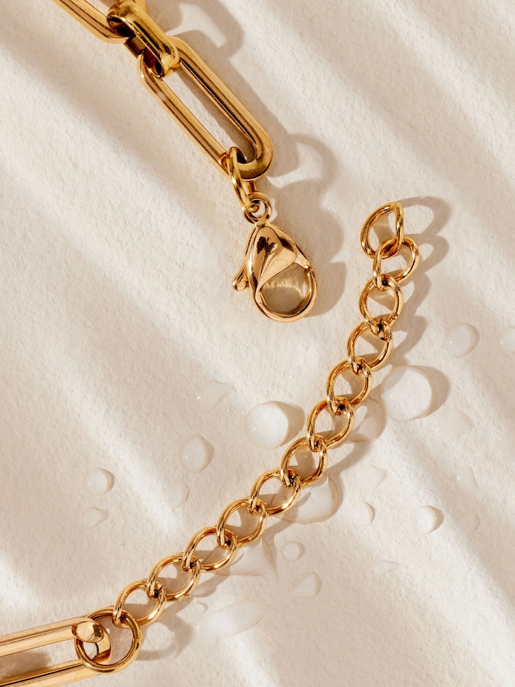 Gold Tone Stainless Steel Paperclip Chain Bracelet - Image 7 of 7 Gold Tone Stainless Steel Paperclip Chain Bracelet - Image 7 of 7