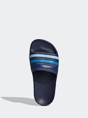 Azul claro - Chanclas juveniles Adilette de Adidas - Imagen 7 de 9