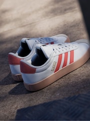 Wit en goudkleurig - adidas - Sneakers VL Court 3.0 - Image 6 of 17
