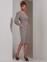 Jolie Moi Brown Gwen Print Long Sleeve Pegged Dress - Image 4 of 6