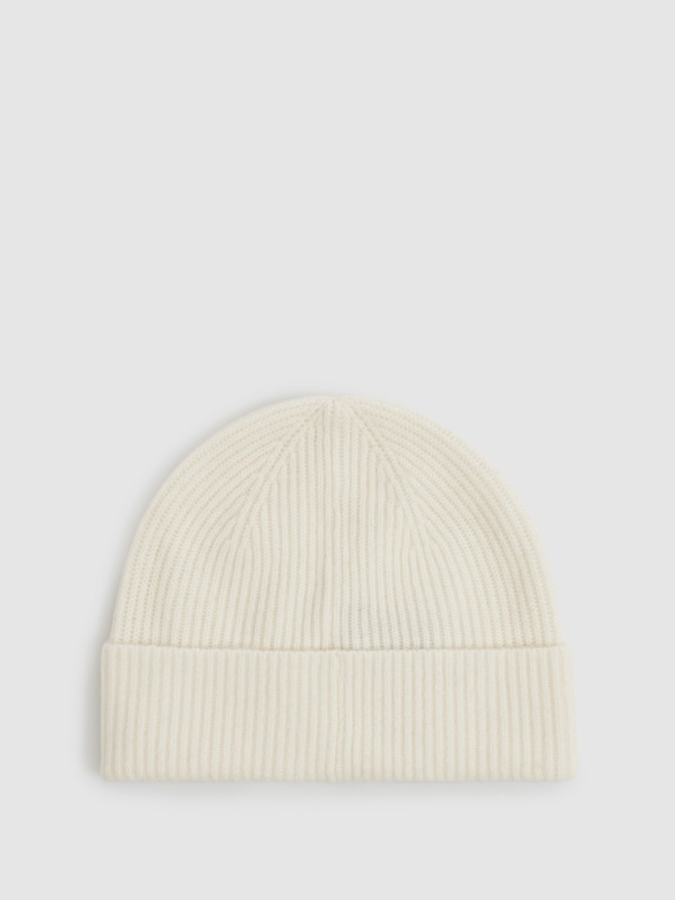 Reiss Off White Chaise Merino Wool Ribbed Beanie Hat - Image 4 of 4