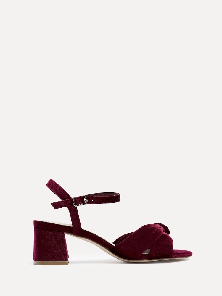 Rojo burdeos - Sandalias de tacón cuadrado con lazo delantero Charlotte de Linzi - Imagen 2 de 5 Rojo burdeos - Sandalias de tacón cuadrado con lazo delantero Charlotte de Linzi - Imagen 2 de 5