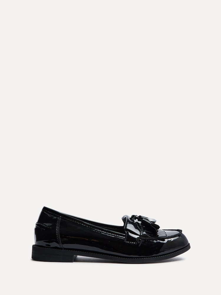 Črn patent - Linzi Rosemary Classic Slip-On mokasini z detajli s čopki - Slika 2 iz 5 Črn patent - Linzi Rosemary Classic Slip-On mokasini z detajli s čopki - Slika 2 iz 5