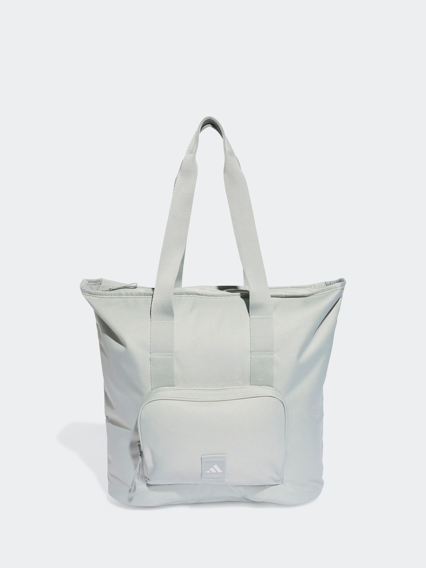 Base Field Tote XL | This is a(n)