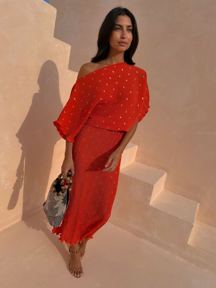 orange tilly dress Our gorgeous customer @maddyriggs wearing the #elliatt Tilly Tiered Maxi  Dress in Orange  #dresshire #dresshireaustralia #weddingguestoutfit  #dresshiresydney