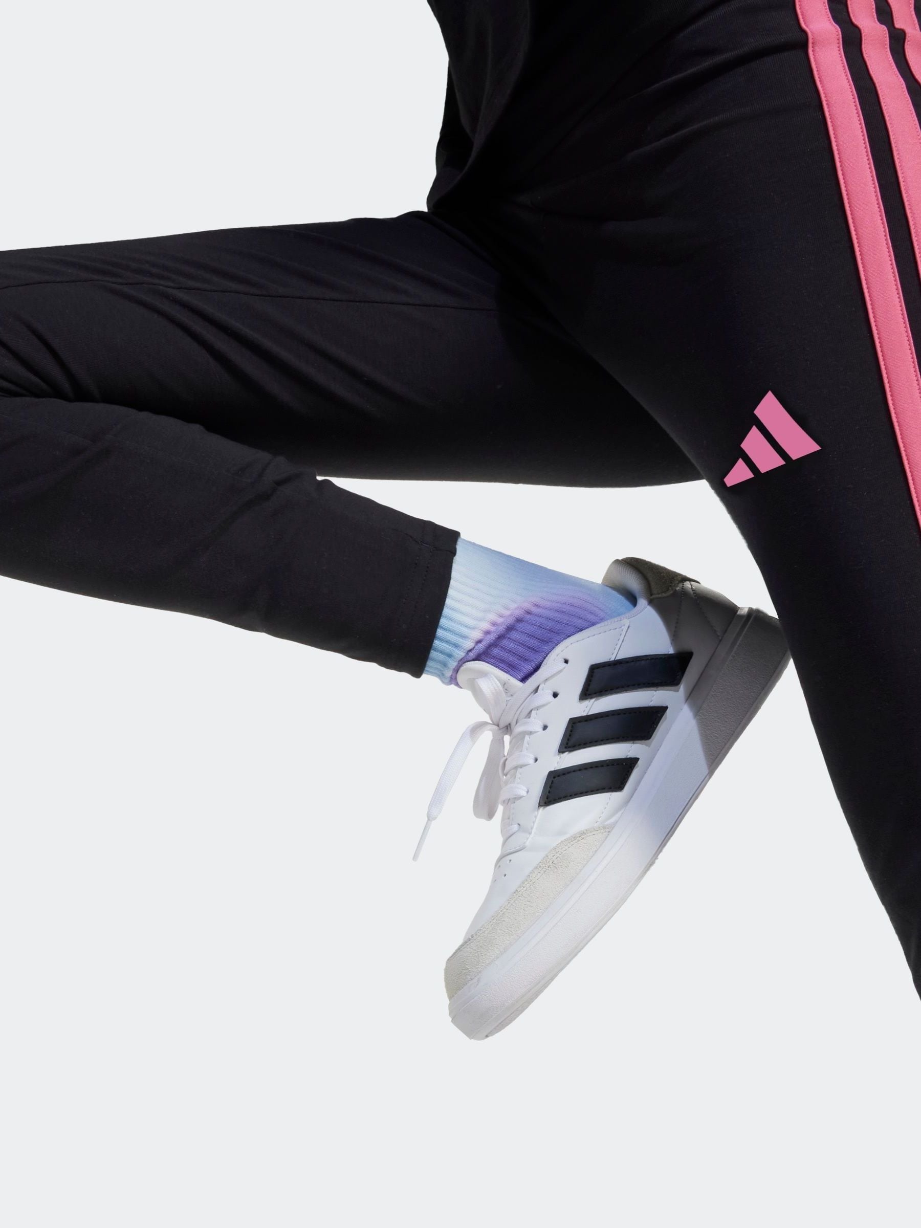 Next：日本 ブラック / ピンク - adidas Essentials 3 ストライプ