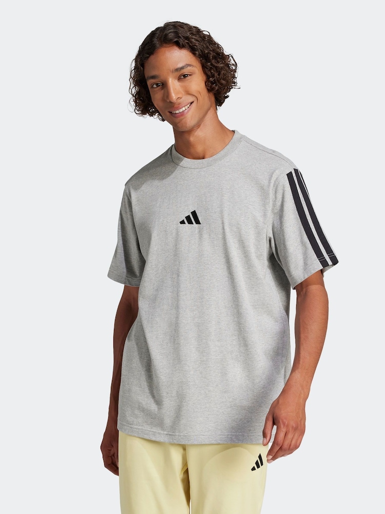 Серый - adidas Essentials 3-Stripes Single 100% Cotton Jersey T-Shirt - Image 1 of 6