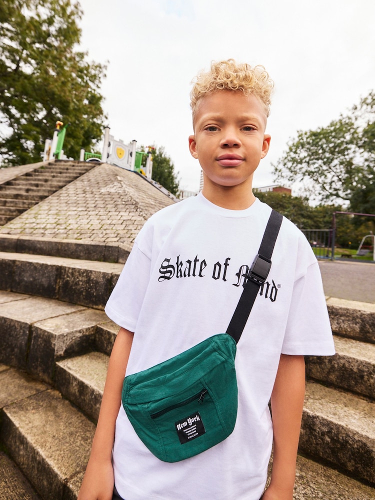 White Skate of Mind Bag Pocket Short Sleeve T-Shirt (3-16yrs) - Image 1 of 5 White Skate of Mind Bag Pocket Short Sleeve T-Shirt (3-16yrs) - Image 1 of 5