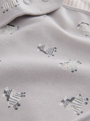 Zèbre gris/neutre - Beanie and Bib Baby Set 4 Piece (0-12mths) - Image 7 of 7