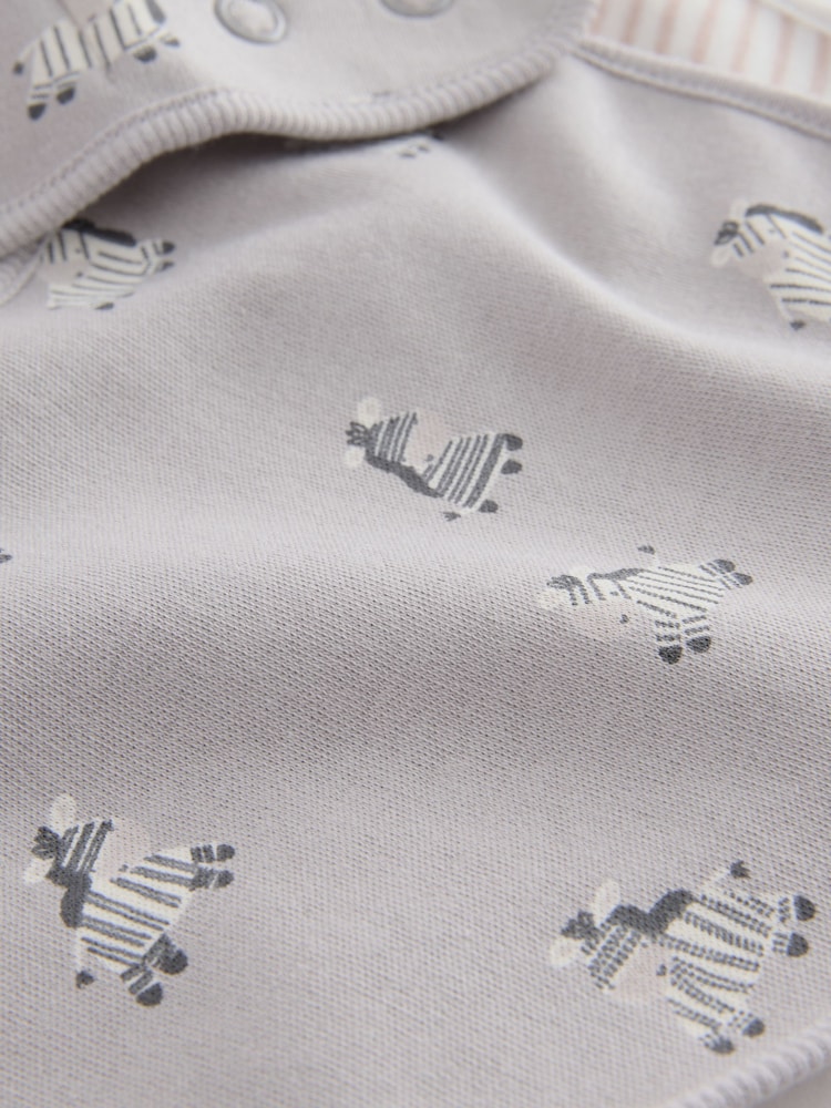 Zèbre gris/neutre - Beanie and Bib Baby Set 4 Piece (0-12mths) - Image 7 of 7
