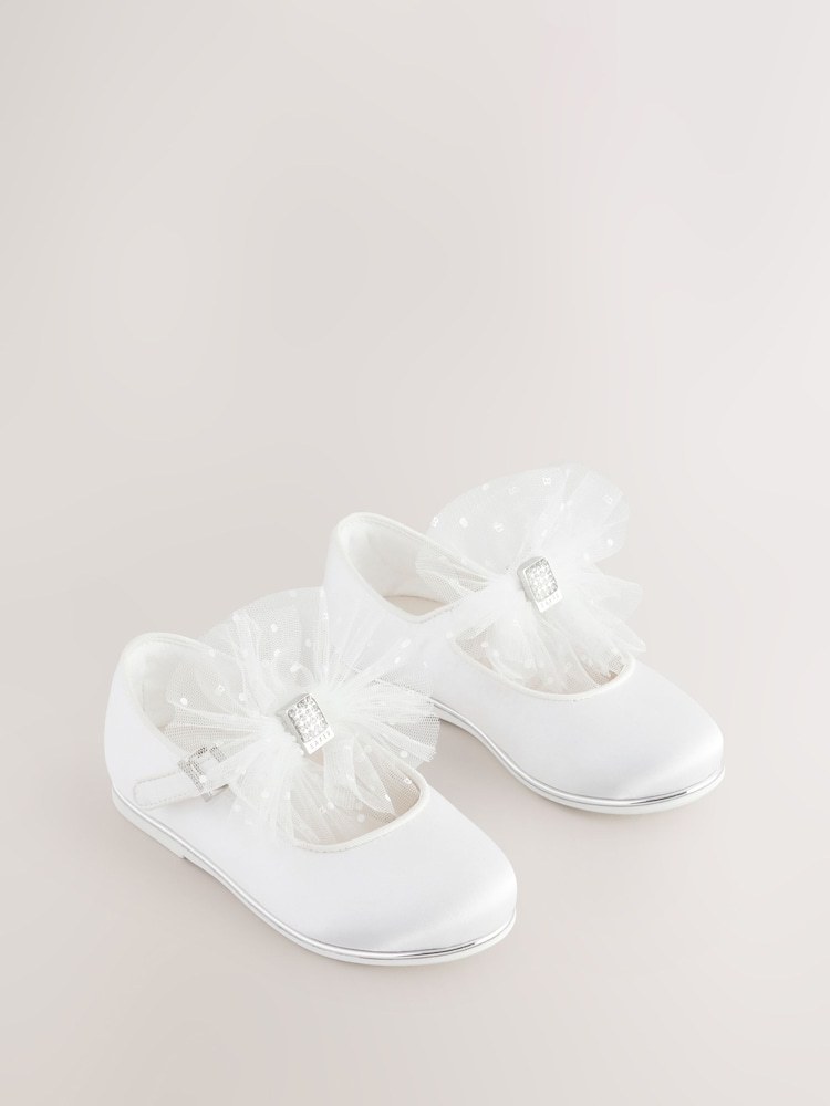 Weiß - Baker by Ted Baker Mädchen Mary-Jane-Festschuhe mit Schleife - Bild 1 von 6 Weiß - Baker by Ted Baker Mädchen Mary-Jane-Festschuhe mit Schleife - Bild 1 von 6