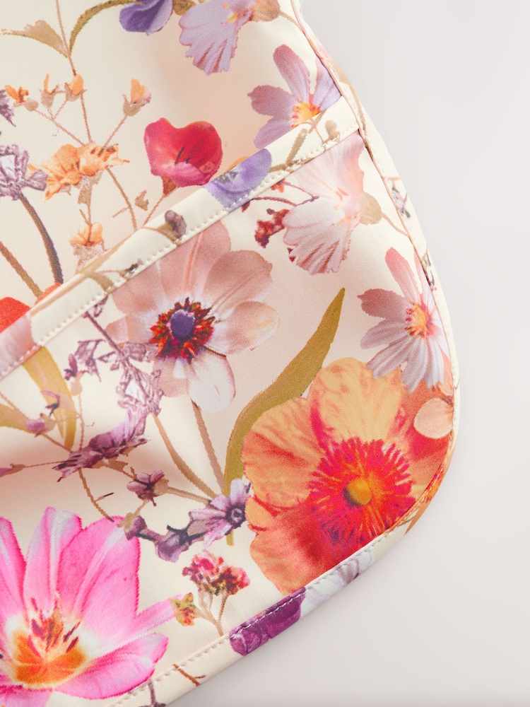 Natural Calm Floral Baby Weaning And Feeding Sleeved Bib - Image 6 of 7
