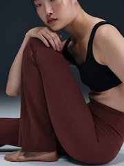Nike Burgundy Red Zenvy Gentle Support High Waisted Flared Leggings - Image 6 of 8