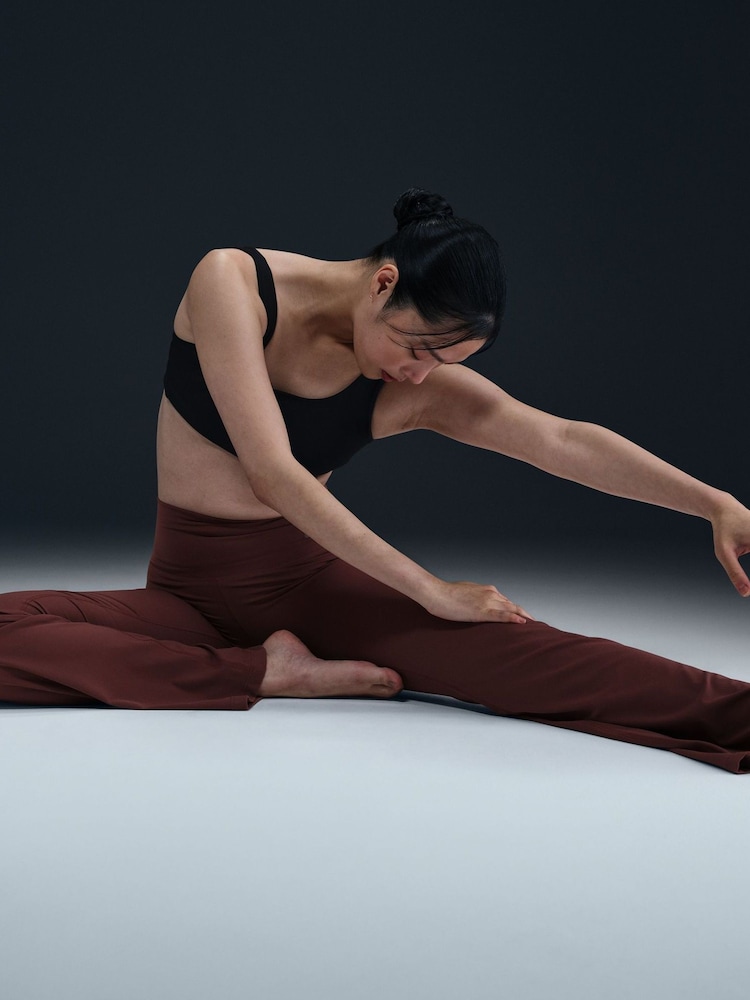 Nike Burgundy Red Zenvy Gentle Support High Waisted Flared Leggings - Image 7 of 7 Nike Burgundy Red Zenvy Gentle Support High Waisted Flared Leggings - Image 7 of 7