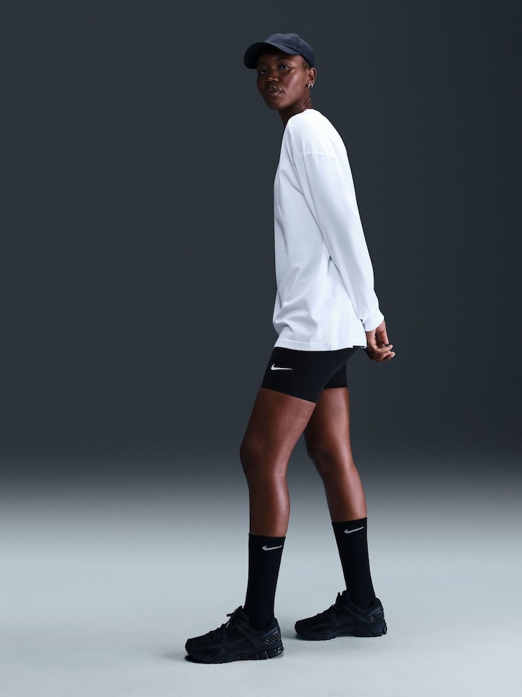 Nike White Oversized Sportswear Essential Long-Sleeve T-Shirt - Image 2 of 6