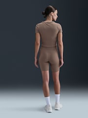 Nike Mink Brown One High-Waisted Cycling Shorts With Pockets - Image 5 of 6