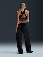Negro - Nike Mid Rise Chill Knit Velour Joggers - Imagen 2 de 5