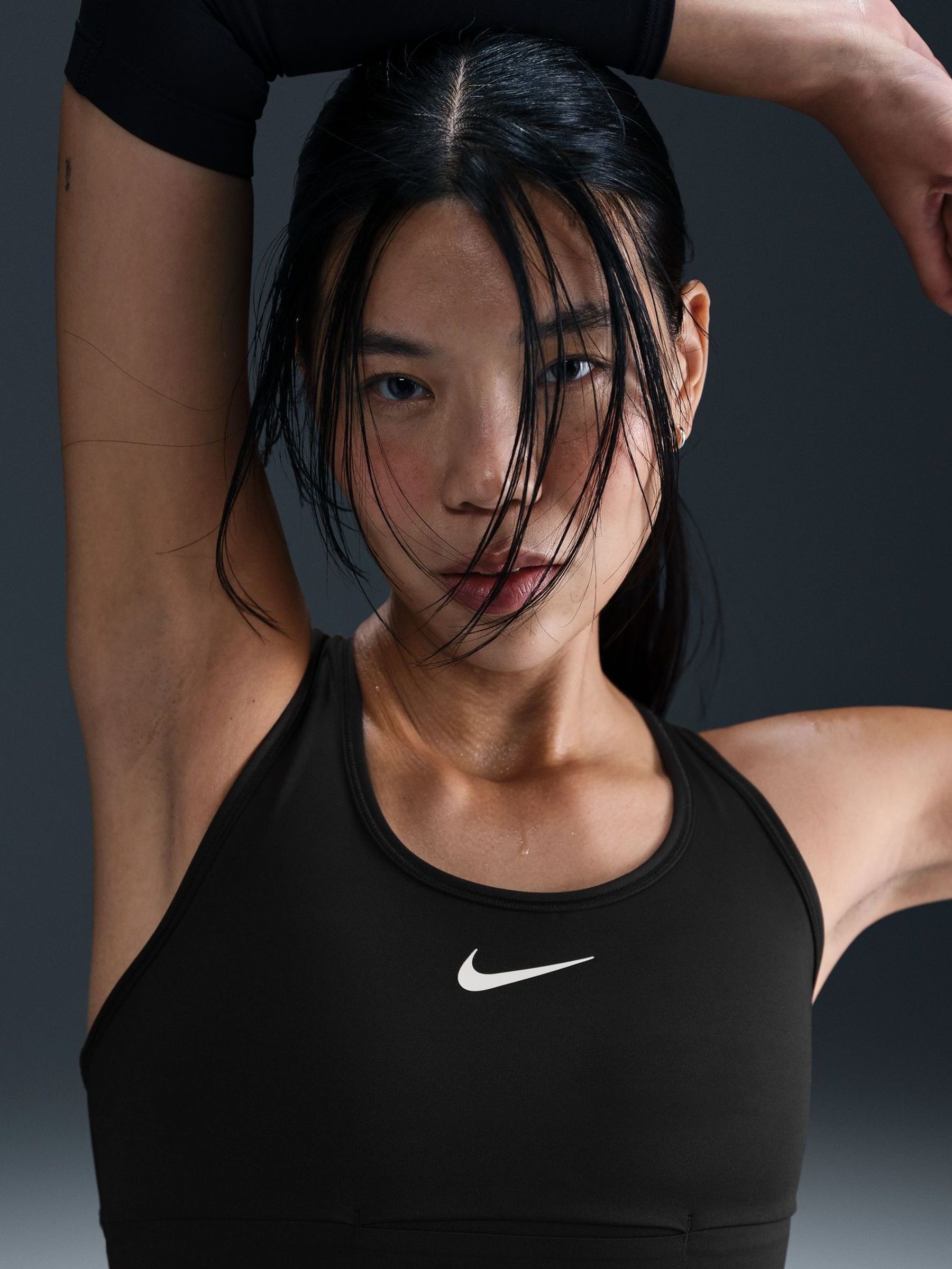 nike sports bra with pocket