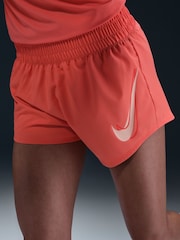 Красный Ember - Nike One Swoosh Dri-FIT Mid Rise Brief Lined Running Shorts - Изображение 3 из 6