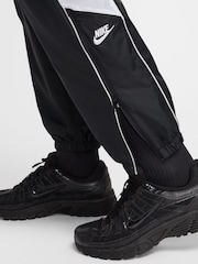 Negro - Pantalones de chándal estilo tejido Club de Nike - Imagen 6 de 7