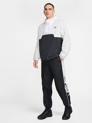 Negro - Pantalones de chándal estilo tejido Club de Nike - Imagen 7 de 7