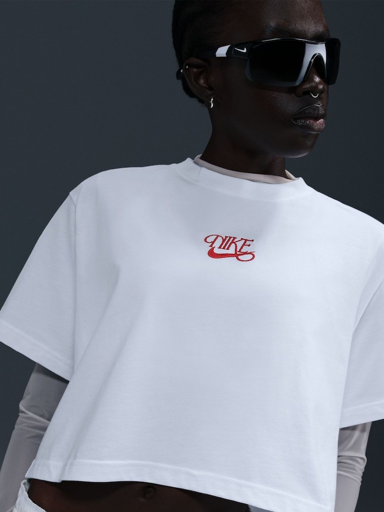 Nike White Sportswear Short-Sleeve Crop T-Shirt - Image 5 of 5