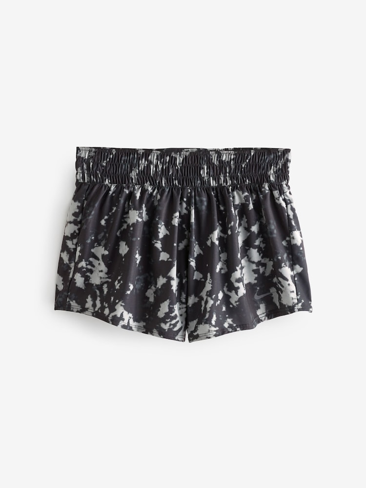 Nike Black One Dri-FIT Mid-Rise 3 Brief Lined Printed Shorts - Image 12 of 12