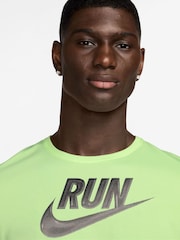 Nike Miler Run Energy Running T-Shirt - Imagen 3 de 3