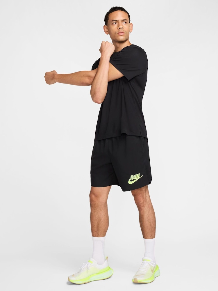 Nike Challenger Run Energy Dri-FIT 7" Unlined Running Shorts - Изображение 7 из 7