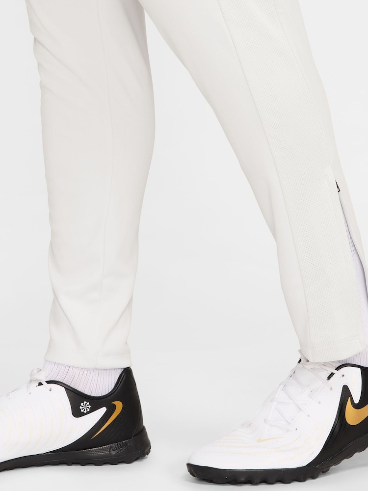 Wit/zwart - Nike Academy Drifit trainingsjoggingbroek - Image 5 of 6