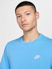 Universiteitsblauw - Nike Club T-shirt - Image 2 of 5