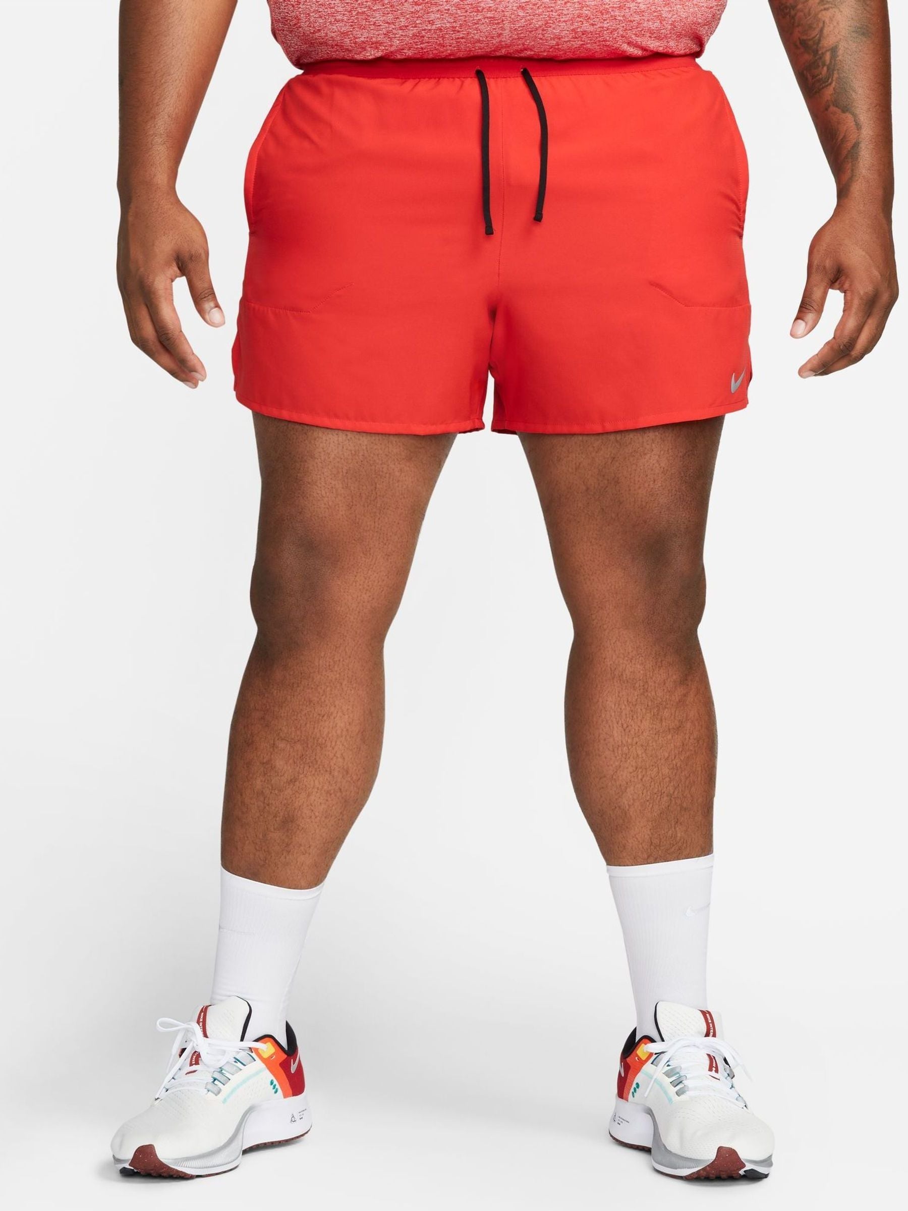 red nike shorts 5 inch