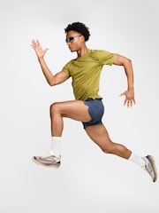 Azul trueno - Pantalones cortos para correr Dri-FIT Stride de 5 pulgadas de Nike - Imagen 13 de 13