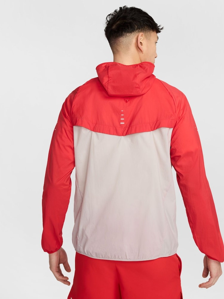 Nike University Red Dri-FIT Stride Woven Running Jacket - Image 2 of 9