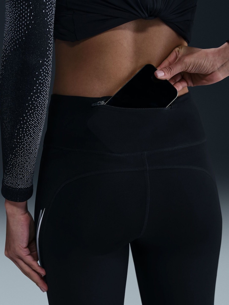 Nike Black Fast Mid Rise 7/8 Leggings - Image 5 of 6