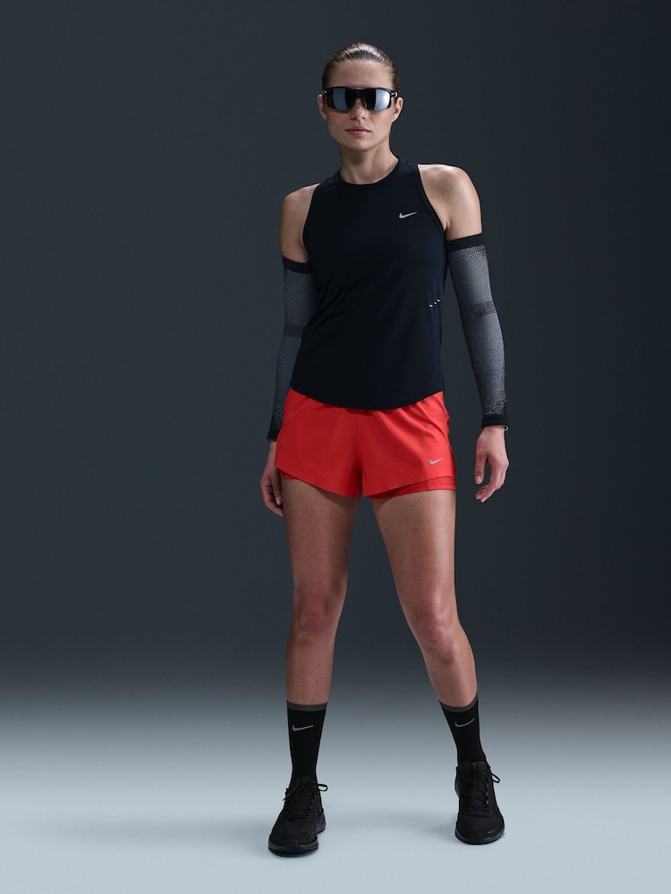 Negro - Nike Swift Dri-FIT Running Tank Top - Imagen 1 de 6